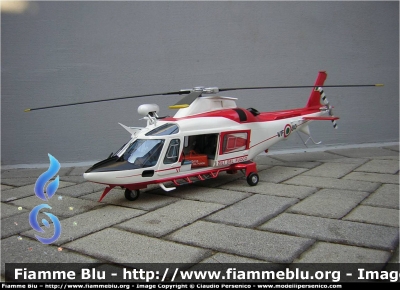 Agusta A109 Power
Vigili del Fuoco
Elicottero - Anno 2005
Modello in scala 1:14
Parole chiave: Agusta A109_Power