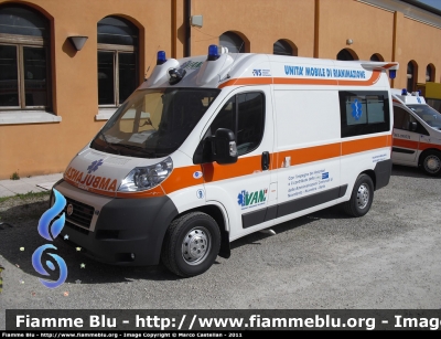 Fiat Ducato X250
Volontari Ambulanza Nuvolento (BS)
Ambulanza allestimento Orion
Parole chiave: Fiat Ducato_X250 Ambulanza ProcivExpo_2011