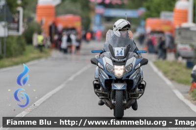 Bmw R1200RT II serie
Polizia di Stato
Polizia Stradale
in scorta al Giro d'Italia 2019
Codice della carovana: 14
Parole chiave: Bmw R1200RT_IIserie