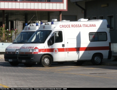 Fiat Ducato II serie
Croce Rossa Italiana
Comitato Locale di Penne (PE)
Unità Territoriale di Montesilvano (PE)
Allestita Bollanti
CRI 15582
CRI 15319
Parole chiave: Fiat Ducato_IIserie Ambulanza CRI15582 CRI15319