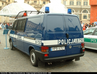 Volkswagen Transporter T4
Rzeczpospolita Polska - Polonia
Policja - Polizia di Stato 
Parole chiave: Volkswagen Transporter_T4 Festa_della_Polizia_2005