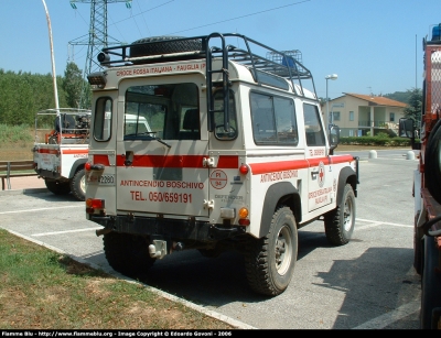 Land Rover Defender 90
Croce Rossa Italiana
Comitato Locale di Fauglia
Antincendio Boschivo
CRI A 2280
Parole chiave: Land-Rover Defender_90 CRIA2280
