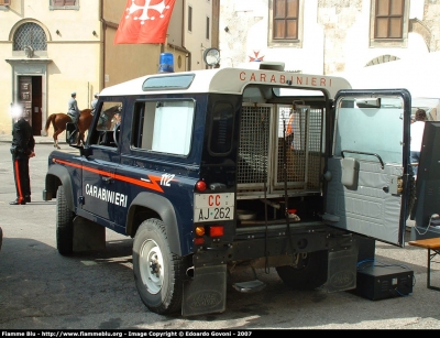 Land Rover Defender 90
Carabinieri
nucleo cinofili di Pisa
Parole chiave: Land_Rover Defender_90 CCAJ262 Giornate_della_Protezione_Civile_Pisa_2006