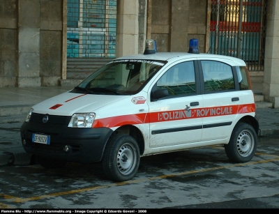 Fiat Nuova Panda 4x4
Polizia Provinciale Pisa
Parole chiave: Fiat Nuova_Panda_4x4 PP_Pisa