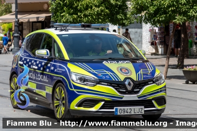 Renault Scenic IV serie
España - Spain - Spagna
Policìa Local Sevilla
Codice Automezzo: 432
Parole chiave: Renault Scenic_IVserie