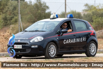 Fiat Punto VI serie
Carabinieri
Polizia Militare presso Aeronautica Militare Italiana
36° Stormo
AM CR 400
Parole chiave: Fiat Punto_VIserie AMCR400