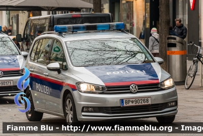 Volkswagen Touran III serie
Österreich - Austria
Bundespolizei
Polizia Federale Austriaca
BP 90268
Parole chiave: Volkswagen Touran_IIIserie BP90268