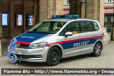 Volkswagen Touran III serie
Österreich - Austria
Bundespolizei
Polizia Federale Austriaca
BP 90749
Parole chiave: Volkswagen Touran_IIIserie BP90749
