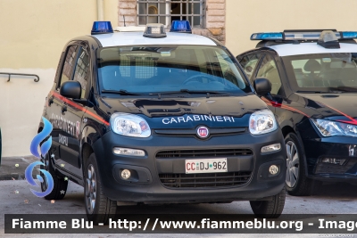 Fiat Nuova Panda 4x4 II serie
Carabinieri
Nucleo cinofili
Allestimento Elevox
CC DJ 962
Parole chiave: Fiat Nuova_Panda_4x4_IIserie CCDJ962