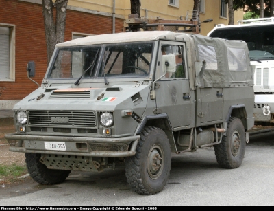 Iveco VM90
Esercito Italiano
EI AH 285
Parole chiave: Iveco VM90 EIAH285