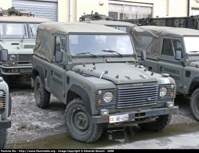 Land Rover Defender 90
Carabinieri
I Reggimento Paracadutisti "Tuscania"
CC AE 456
Parole chiave: Land-Rover Defender_90 CCAE456