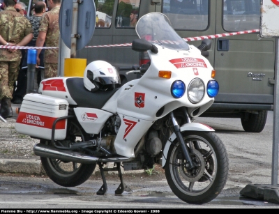 Moto Guzzi V75
Polizia Municipale Livorno
Parole chiave: Moto_Guzzi V75
