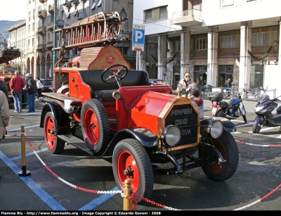 Fiat 15 Ter
Corpo Pompieri Civici Genova
Collezione Storica del Comando Provinciale di Genova
Anno 1916
Parole chiave: Fiat 15_Ter VF festa_forze_armate