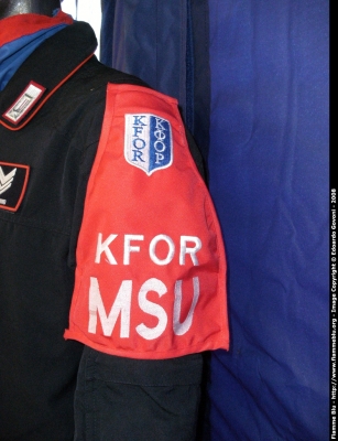 Particolare dell'uniforme dei militari impiegati nella missione Kfor
Carabinieri
Parole chiave: Uniformi_Carabinieri festa_forze_armate