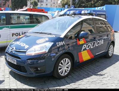 Citroen C4 Picasso
España - Spagna
Cuerpo Nacional de Policìa - Polizia di Stato
CNP 2070 RK
Parole chiave: Citroen C4_Picasso Festa_della_Polizia_2009