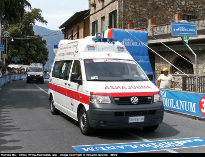 Volkswagen Transporter T5
Croce Rossa Italiana
Comiato Locale di Lipomo
CRI 357 AA
Parole chiave: Volkswagen Transporter_T5 118_Como Ambulanza CRI357AA