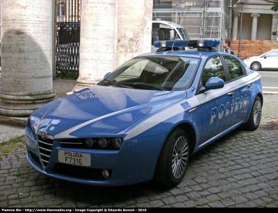 Alfa Romeo 159
Polizia di Stato
Polizia Stradale
POLIZIA F7316
Parole chiave: Alfa-Romeo 159 PoliziaF7316 Festa_della_Polizia_2010