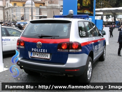Volkswagen Touareg I serie
Österreich - Austria
Bundespolizei
Polizia di Stato
Parole chiave: Volkswagen Touareg_Iserie Festa_della_Polizia_2010