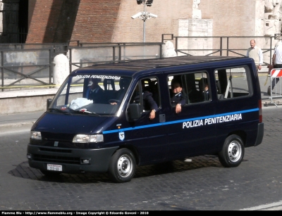 Fiat Ducato II serie
Polizia Penitenziaria
POLIZIA PENITENZIARIA 513 AB
Parole chiave: Fiat Ducato_IIserie PoliziaPenitenziaria513AB Festa_Della_Repubblica_2010