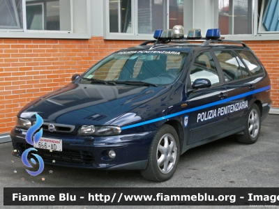 Fiat Marea Weekend II serie
Polizia Penitenziaria
Autovettura Utilizzata per il Trasporto dei Detenuti
POLIZIA PENITENZIARIA 666 AD
Parole chiave: Fiat Marea_Weekend_IIserie PoliziaPenitenziaria666AD
