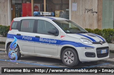 Fiat Nuova Panda II serie
Polizia Locale Reggio Emilia
Allestita Bertazzoni
POLIZIA LOCALE YA 459 AH
Parole chiave: Fiat Nuova_Panda_IIserie POLIZIALOCALEYA459AH