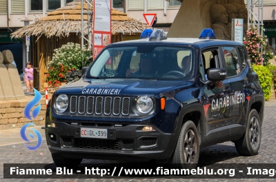 Jeep Renegde
Carabinieri
CC DL 399
Parole chiave: Jeep Renegde CCDL399