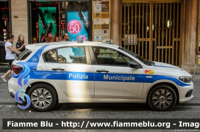 Fiat Nuova Tipo
Polizia Municipale Napoli
Codice Automezzo: 49
POLIZIA LOCALE YA 043 AP
Parole chiave: Fiat Nuova_Tipo POLIZIALOCALEYA043AP