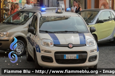 Fiat Nuova Panda II serie
Polizia Municipale Castellammare di Stabia (NA)
POLIZIA LOCALE YA 372 AN
Parole chiave: Fiat Nuova_Panda_IIserie POLIZIALOCALEYA372AN