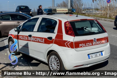 Fiat Grande Punto
Polizia Municipale Collesalvetti (LI)
Allestita Ciabilli
POLIZIA LOCALE YA 293 AH
Parole chiave: Fiat Grande_Punto POLIZIALOCALEYA293AH