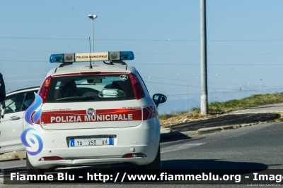 Fiat Grande Punto
Polizia Municipale Collesalvetti (LI)
Allestita Ciabilli
POLIZIA LOCALE YA 293 AH
Parole chiave: Fiat Grande_Punto POLIZIALOCALEYA293AH