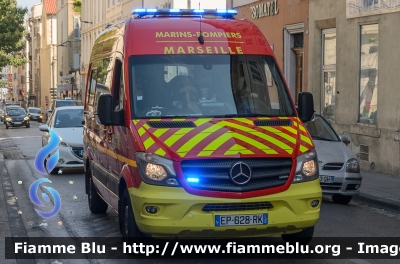 Mercedes-Benz Sprinter III serie restyle
France - Francia
Marins Pompiers de Marseille
VSAV 66
Allestimento Sanicar di Gruau
Parole chiave: Mercedes-Benz Sprinter_IIIserie_restyle Ambulanza