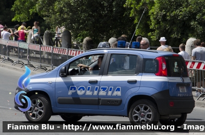 Fiat Nuova Panda 4x4 II serie
Polizia di Stato
POLIZIA H8266
Parole chiave: Fiat Nuova_Panda_4x4_IIserie POLIZIAH8266 Festa_della_Republica_2014
