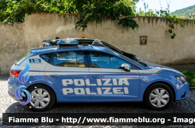 Seat Leon III serie
Polizia di Stato
Squadra Volante
Questura di Bolzano
Allestimento NCT Nuova Carrozzeria Torinese
Decorazione Grafica Artlantis
POLIZIA M0811
Parole chiave: Seat Leon_IIIserie POLIZIAM0811