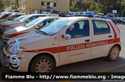 Fiat Punto III serie
Polizia Municipale Rio Marina (LI)
POLIZIA LOCALE YA 975 AG
Parole chiave: Fiat Punto_IIIserie POLIZIALOCALEYA975AG