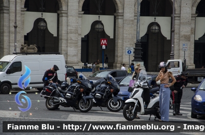 Bmw R850RT I serie
Carabinieri
Con stemma del Bicentenario
CC A4127
CC A2274
Parole chiave: Bmw R850RT_Iserie CCA4127 CCA2274