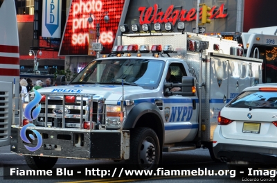 Ford F550 Superduty
United States of America-Stati Uniti d'America
New York Police Department
Emergency Service Squads
Parole chiave: Ford F550_Superduty