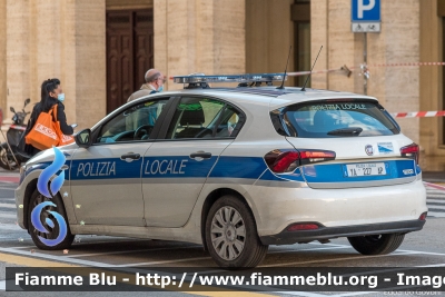 Fiat Nuova Tipo
Polizia Locale Genova 
Codice Automezzo: A114
POLIZIA LOCALE YA 227 AP
Parole chiave: Fiat Nuova_Tipo POLIZIALOCALEYA227AP