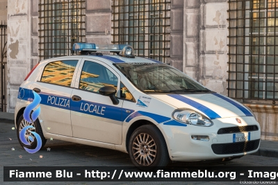 Fiat Punto VI serie
Polizia Locale Genova 
Codice Automezzo: A36
POLIZIA LOCALE YA 495 AF
Parole chiave: Fiat Punto_VIserie POLIZIALOCALEYA495AF