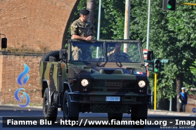 Iveco VM90
Esercito Italiano
EI CU 357
Parole chiave: Iveco VM90 EICU357 Festa_della_Repubblica_2011