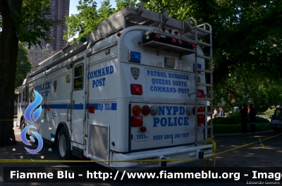 Blue Bird All American III serie
United States of America-Stati Uniti d'America
New York Police Department
Patrol Borough Queens South
Parole chiave: Blue-Bird All_American_IIIserie