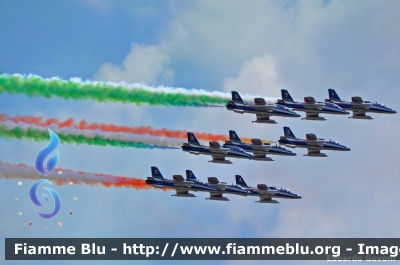Aermacchi Mb339 PAN
Aeronautica Militare Italiana
313° Gruppo Frecce Tricolori
Parole chiave: Aermacchi Mb339_PAN Festa_della_Repubblica_2011