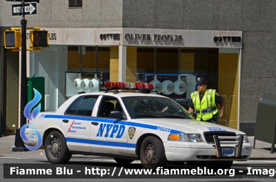 Ford Crown Victoria
United States of America - Stati Uniti d'America
New York Police Department (NYPD)
Citywide Traffic Task Force
Parole chiave: Ford Crown_Victoria