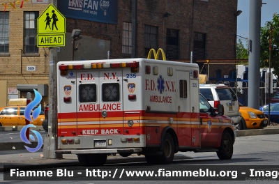 Ford F350
United States of America - Stati Uniti d'America
New York Fire Department
235
Parole chiave: Ford F350 Ambulanza
