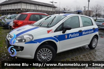 Fiat Punto Evo
Polizia Municipale Piacenza
Parole chiave: Fiat Punto_Evo