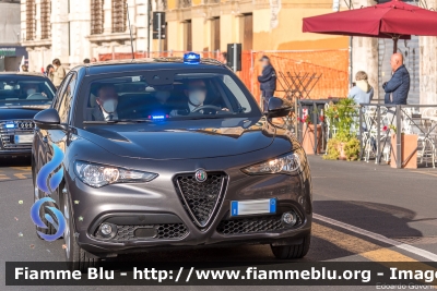 Alfa-Romeo Stelvio
Presidenza della Repubblica
Autovettura utilizzata nelle Scorte Presidenziali
Parole chiave: Alfa-Romeo Stelvio
