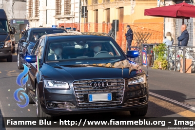 Audi A8 III serie restyle
Presidenza della Repubblica Italiana
Autovettura Presidenziale
Parole chiave: Audi A8_IIIserie_restyle
