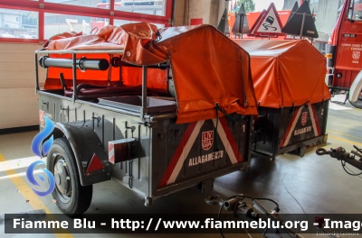 Carrello
Schweiz - Suisse - Svizra - Svizzera
Corpo Civici Pompieri Lugano
Trasporto strumenti Antiallagamento

