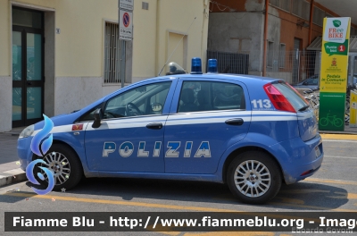 Fiat Grande Punto
Polizia di Stato
Polizia Ferroviaria
POLIZIA H1749
Parole chiave: Fiat Grande_Punto POLIZIAH1749