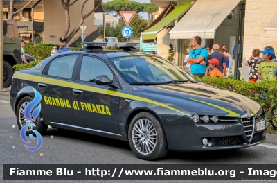 Alfa-Romeo 159
Guardia di Finanza
GdiF 124 BH
Parole chiave: Alfa-Romeo 159 GdiF124BH