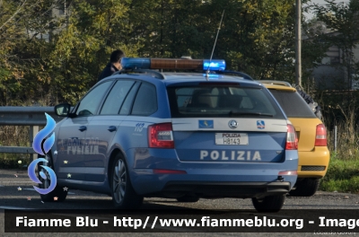 Skoda Octavia Wagon IV serie
Polizia di Stato
Polizia Stradale in servizio sulla rete autostradale di Autostrade per l'Italia (A1 Milano - Napoli)
POLIZIA H8143
Parole chiave: Skoda Octavia_Wagon_IVserie POLIZIAH8143